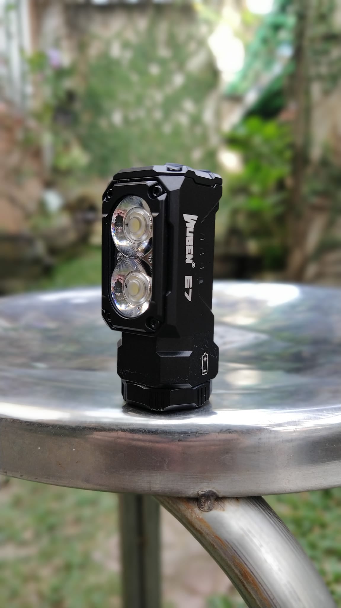 Lanterna Wuben E7 Black